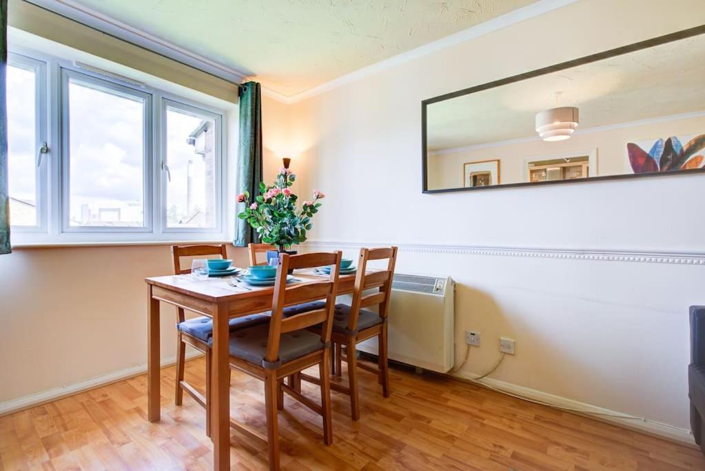 Dalton Plaza Apartment London Exterior photo
